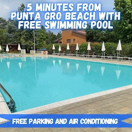 סירמיונה 5' From Punta Gro Beach With Free Swimming Pool מראה חיצוני תמונה