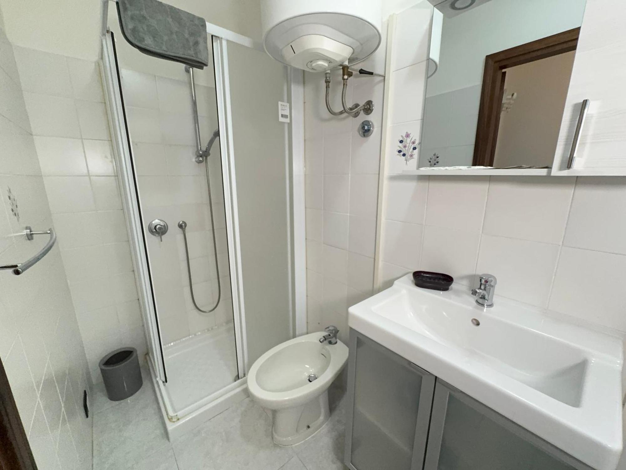 סירמיונה 5' From Punta Gro Beach With Free Swimming Pool מראה חיצוני תמונה